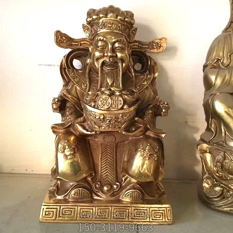 家居供奉銅雕財神爺?shù)袼?>
                                <h2>家居供奉銅雕財神爺?shù)袼?參數(shù)說明</h2>
                                                                        <table>
                                      <tr>
                                        <th>產(chǎn)品標(biāo)題</th>
                                        <td>家居供奉銅雕財神爺?shù)袼?/td>
                                      </tr>
                                      <tr>
                                        <th>發(fā)布時間</th>
                                        <td>2023-06-07 09:06</td>
                                      </tr>
                                      <tr>
                                        <th>價格</th>
                                        <td><span>電話咨詢</td>
                                      </tr>
                                                                              <tr>
                                          <th>制作材質(zhì)</th>
                                          <td>銅雕</td>
                                        </tr>
                                                                          </table>
                                <h2>家居供奉銅雕財神爺?shù)袼?詳細(xì)說明</h2>
                                <p>玉海雕塑是一家綜合性的雕塑公司，擁有多款家居供奉銅雕財神爺?shù)袼苣Ｐ?，可加工定制多種家居供奉銅雕財神爺?shù)袼埽С植馁|(zhì)、樣式、風(fēng)格、尺寸大小等方面的調(diào)整修改定制。我們所加工制作的家居供奉銅雕財神爺?shù)袼苜|(zhì)優(yōu)價廉，遍布全國多個省市地區(qū)，想要了解更多案例圖片，請電話或微信咨詢。材質(zhì)、大小、樣式等都可以按需定制，還可根據(jù)您提供給的家居供奉銅雕財神爺?shù)袼軜訄D進(jìn)行制作！如有相關(guān)需求，歡迎致電（微信同號）：<span>150-3119-9663</span></p>
                                                                <div   class=