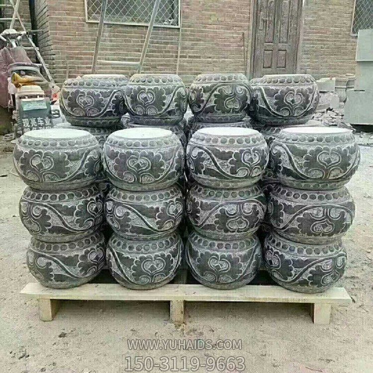 青石柱墩，寺廟柱子底部用的石墩子雕塑
