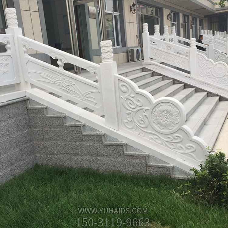 園林樓梯步道漢白玉石欄桿，云柱刻花石雕欄板雕塑