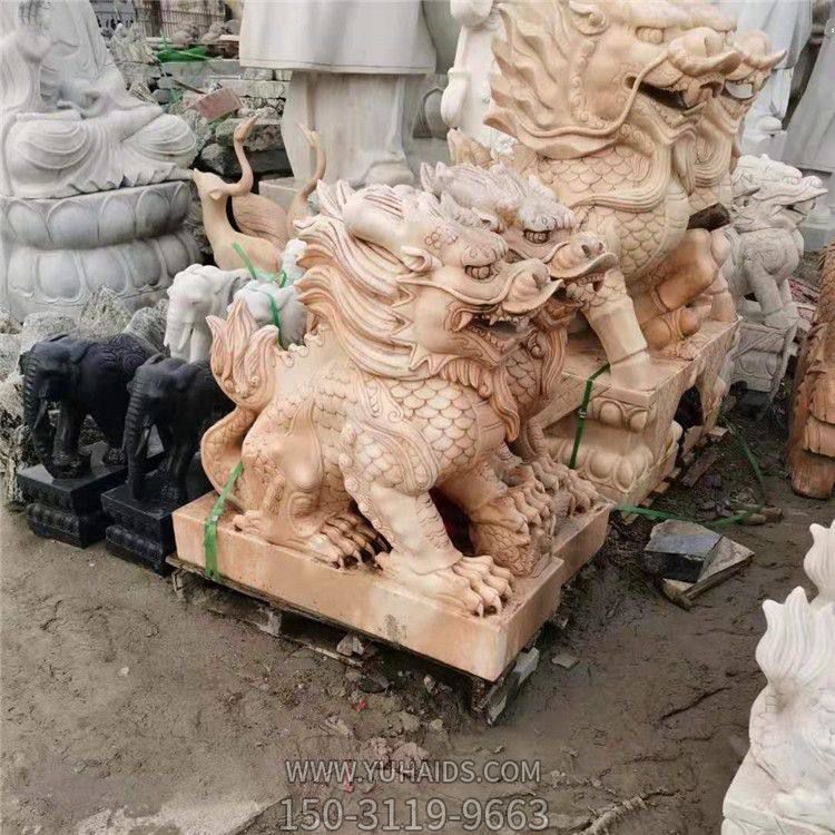 庭院村口仿古做舊動物 石雕獅子一對 鎮(zhèn)宅招財?shù)袼?>
                                <h2>庭院村口仿古做舊動物 石雕獅子一對 鎮(zhèn)宅招財?shù)袼?參數(shù)說明</h2>
                                                                        <table>
                                      <tr>
                                        <th>產(chǎn)品標(biāo)題</th>
                                        <td>庭院村口仿古做舊動物 石雕獅子一對 鎮(zhèn)宅招財?shù)袼?/td>
                                      </tr>
                                      <tr>
                                        <th>發(fā)布時間</th>
                                        <td>2023-06-07 10:31</td>
                                      </tr>
                                      <tr>
                                        <th>價格</th>
                                        <td><span>電話咨詢</td>
                                      </tr>
                                                                              <tr>
                                          <th>雕刻內(nèi)容</th>
                                          <td>動物、獅子、動物</td>
                                        </tr>
                                                                              <tr>
                                          <th>制作材質(zhì)</th>
                                          <td>石雕</td>
                                        </tr>
                                                                              <tr>
                                          <th>其他</th>
                                          <td>仿古</td>
                                        </tr>
                                                                          </table>
                                <h2>庭院村口仿古做舊動物 石雕獅子一對 鎮(zhèn)宅招財?shù)袼?詳細說明</h2>
                                <p>玉海雕塑是一家綜合性的雕塑公司，擁有多款庭院村口仿古做舊動物雕塑模型，可加工定制多種庭院村口仿古做舊動物雕塑，支持材質(zhì)、樣式、風(fēng)格、尺寸大小等方面的調(diào)整修改定制。我們所加工制作的庭院村口仿古做舊動物雕塑質(zhì)優(yōu)價廉，遍布全國多個省市地區(qū)，想要了解更多案例圖片，請電話或微信咨詢。材質(zhì)、大小、樣式等都可以按需定制，還可根據(jù)您提供給的庭院村口仿古做舊動物雕塑樣圖進行制作！如有相關(guān)需求，歡迎致電（微信同號）：<span>150-3119-9663</span></p>
                                                                <div   class=