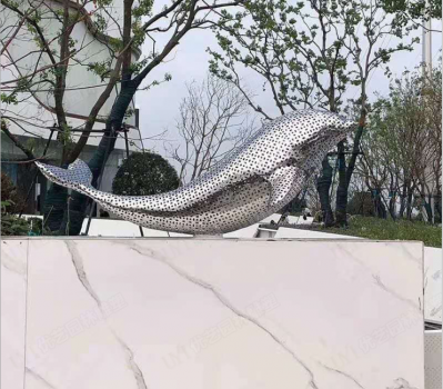 不銹鋼海豚景觀擺件，城市園林創(chuàng)意動物擺件