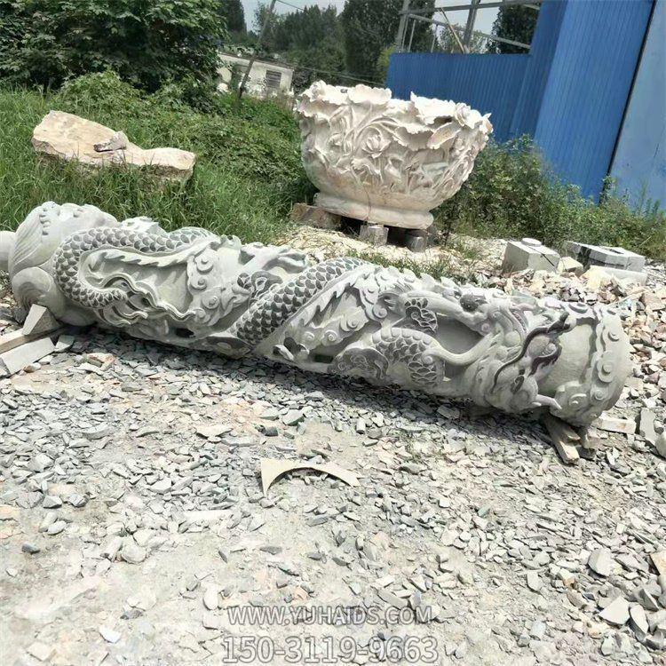 青石龍柱，高浮雕龍紋柱子雕塑
