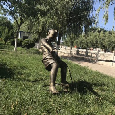 拔河的孩子，玻璃鋼仿銅人物雕塑