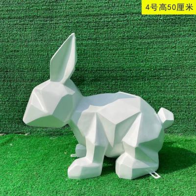 玻璃鋼兔子，幾何塊面兔子造型雕塑