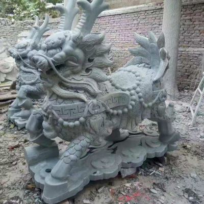 青石麒麟，吉祥神獸石雕
