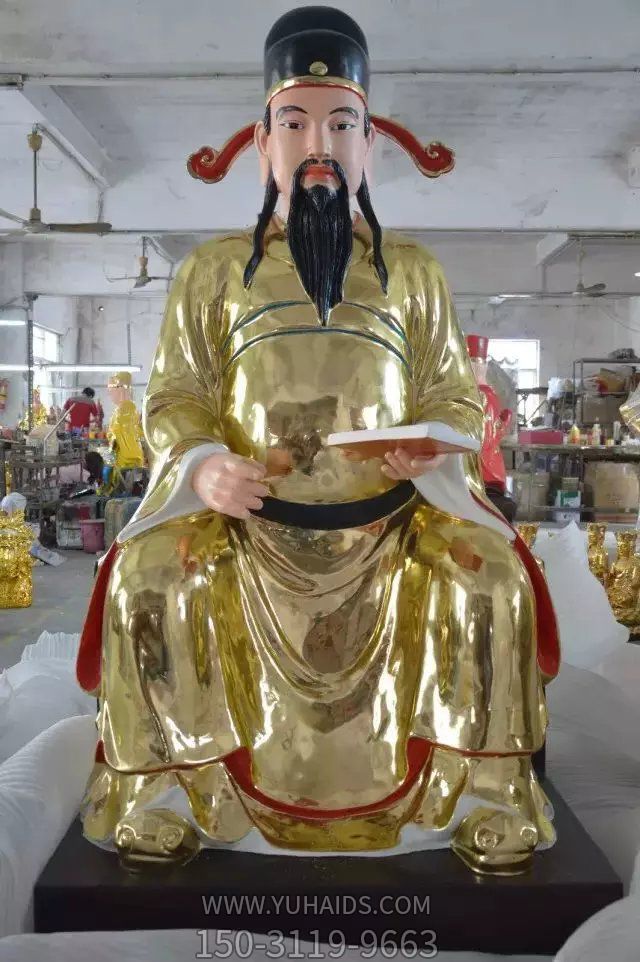 寺廟漆金玻璃鋼神佛城隍爺?shù)袼?>
                                <h2>寺廟漆金玻璃鋼神佛城隍爺?shù)袼?參數(shù)說明</h2>
                                                                        <table>
                                      <tr>
                                        <th>產品標題</th>
                                        <td>寺廟漆金玻璃鋼神佛城隍爺?shù)袼?/td>
                                      </tr>
                                      <tr>
                                        <th>發(fā)布時間</th>
                                        <td>2023-06-07 18:15</td>
                                      </tr>
                                      <tr>
                                        <th>價格</th>
                                        <td><span>電話咨詢</td>
                                      </tr>
                                                                              <tr>
                                          <th>制作材質</th>
                                          <td>玻璃鋼</td>
                                        </tr>
                                                                          </table>
                                <h2>寺廟漆金玻璃鋼神佛城隍爺?shù)袼?詳細說明</h2>
                                <p>玉海雕塑是一家綜合性的雕塑公司，擁有多款寺廟漆金玻璃鋼神佛城隍爺?shù)袼苣Ｐ?，可加工定制多種寺廟漆金玻璃鋼神佛城隍爺?shù)袼?，支持材質、樣式、風格、尺寸大小等方面的調整修改定制。我們所加工制作的寺廟漆金玻璃鋼神佛城隍爺?shù)袼苜|優(yōu)價廉，遍布全國多個省市地區(qū)，想要了解更多案例圖片，請電話或微信咨詢。材質、大小、樣式等都可以按需定制，還可根據(jù)您提供給的寺廟漆金玻璃鋼神佛城隍爺?shù)袼軜訄D進行制作！如有相關需求，歡迎致電（微信同號）：<span>150-3119-9663</span></p>
                                                                <div   class=