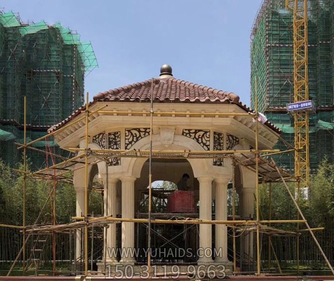 小區(qū)戶(hù)外園林景觀擺放歐式浮雕羅馬柱涼亭雕塑