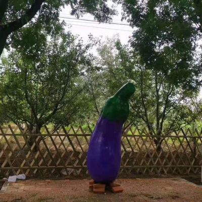 玻璃鋼仿真茄子，長(zhǎng)茄子雕塑