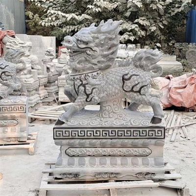 天然青石雕刻神獸麒麟 企業(yè)門(mén)口擺放招財(cái)納福雕塑