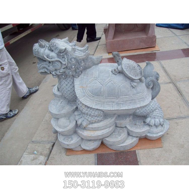 公園里擺放的母子青石石雕創(chuàng)意龍龜?shù)袼?>
                                <h2>公園里擺放的母子青石石雕創(chuàng)意龍龜?shù)袼?參數(shù)說明</h2>
                                                                        <table>
                                      <tr>
                                        <th>產(chǎn)品標(biāo)題</th>
                                        <td>公園里擺放的母子青石石雕創(chuàng)意龍龜?shù)袼?/td>
                                      </tr>
                                      <tr>
                                        <th>發(fā)布時(shí)間</th>
                                        <td>2023-06-08 09:35</td>
                                      </tr>
                                      <tr>
                                        <th>價(jià)格</th>
                                        <td><span>電話咨詢</td>
                                      </tr>
                                                                              <tr>
                                          <th>雕刻內(nèi)容</th>
                                          <td>龍、龍龜</td>
                                        </tr>
                                                                              <tr>
                                          <th>應(yīng)用場(chǎng)所</th>
                                          <td>公園</td>
                                        </tr>
                                                                              <tr>
                                          <th>制作材質(zhì)</th>
                                          <td>石雕、青石、石雕</td>
                                        </tr>
                                                                          </table>
                                <h2>公園里擺放的母子青石石雕創(chuàng)意龍龜?shù)袼?詳細(xì)說明</h2>
                                <p>玉海雕塑是一家綜合性的雕塑公司，擁有多款公園里擺放的母子青石石雕創(chuàng)意龍龜?shù)袼苣Ｐ?，可加工定制多種公園里擺放的母子青石石雕創(chuàng)意龍龜?shù)袼?，支持材質(zhì)、樣式、風(fēng)格、尺寸大小等方面的調(diào)整修改定制。我們所加工制作的公園里擺放的母子青石石雕創(chuàng)意龍龜?shù)袼苜|(zhì)優(yōu)價(jià)廉，遍布全國(guó)多個(gè)省市地區(qū)，想要了解更多案例圖片，請(qǐng)電話或微信咨詢。材質(zhì)、大小、樣式等都可以按需定制，還可根據(jù)您提供給的公園里擺放的母子青石石雕創(chuàng)意龍龜?shù)袼軜訄D進(jìn)行制作！如有相關(guān)需求，歡迎致電（微信同號(hào)）：<span>150-3119-9663</span></p>
                                                                <div   class=