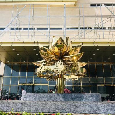 不銹鋼景觀大型酒店門(mén)口蓮花雕塑