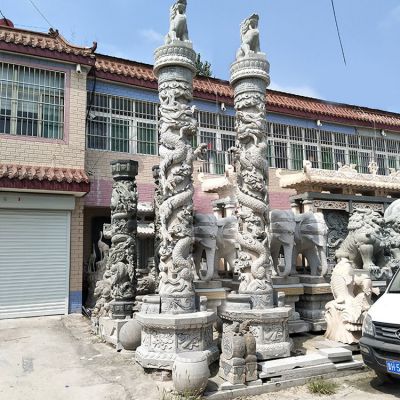 盤龍柱，花崗巖高浮雕龍柱子
