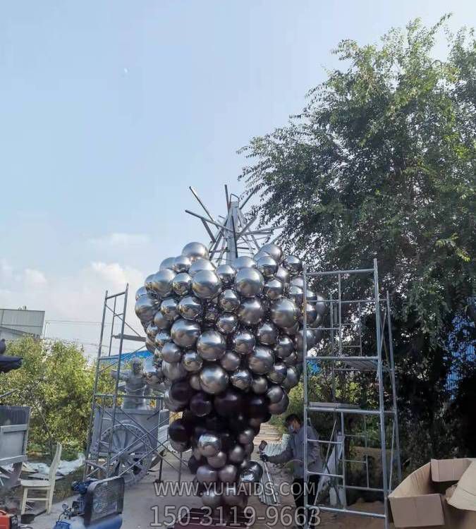 不銹鋼鏡面戶(hù)外廣場(chǎng)園林葡萄景觀擺件雕塑