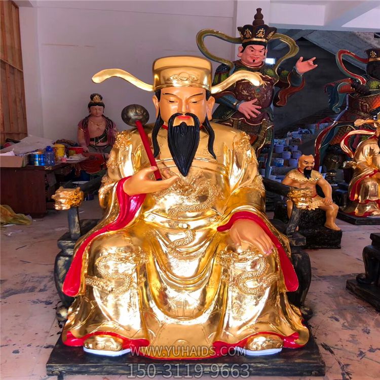 寺廟供奉神佛不銹鋼仿銅馬王爺?shù)袼?>
                                <h2>寺廟供奉神佛不銹鋼仿銅馬王爺?shù)袼?參數(shù)說明</h2>
                                                                        <table>
                                      <tr>
                                        <th>產(chǎn)品標題</th>
                                        <td>寺廟供奉神佛不銹鋼仿銅馬王爺?shù)袼?/td>
                                      </tr>
                                      <tr>
                                        <th>發(fā)布時間</th>
                                        <td>2023-06-08 13:26</td>
                                      </tr>
                                      <tr>
                                        <th>價格</th>
                                        <td><span>電話咨詢</td>
                                      </tr>
                                                                              <tr>
                                          <th>制作材質(zhì)</th>
                                          <td>不銹鋼</td>
                                        </tr>
                                                                              <tr>
                                          <th>雕刻內(nèi)容</th>
                                          <td>馬</td>
                                        </tr>
                                                                              <tr>
                                          <th>其他</th>
                                          <td>仿銅</td>
                                        </tr>
                                                                          </table>
                                <h2>寺廟供奉神佛不銹鋼仿銅馬王爺?shù)袼?詳細說明</h2>
                                <p>玉海雕塑是一家綜合性的雕塑公司，擁有多款寺廟供奉神佛不銹鋼仿銅馬王爺?shù)袼苣Ｐ?，可加工定制多種寺廟供奉神佛不銹鋼仿銅馬王爺?shù)袼?，支持材質(zhì)、樣式、風(fēng)格、尺寸大小等方面的調(diào)整修改定制。我們所加工制作的寺廟供奉神佛不銹鋼仿銅馬王爺?shù)袼苜|(zhì)優(yōu)價廉，遍布全國多個省市地區(qū)，想要了解更多案例圖片，請電話或微信咨詢。材質(zhì)、大小、樣式等都可以按需定制，還可根據(jù)您提供給的寺廟供奉神佛不銹鋼仿銅馬王爺?shù)袼軜訄D進行制作！如有相關(guān)需求，歡迎致電（微信同號）：<span>150-3119-9663</span></p>
                                                                <div   class=