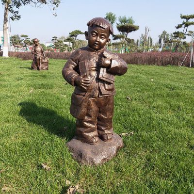 定制小孩吹喇叭雕塑需要多少錢？
