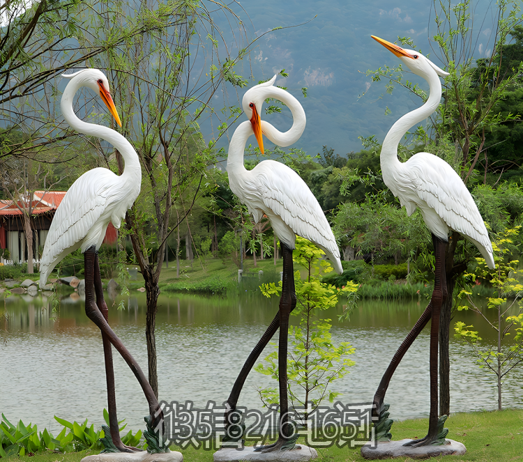 湖邊裝飾品擺件玻璃鋼仿真組合小品動(dòng)物景觀白鷺雕塑